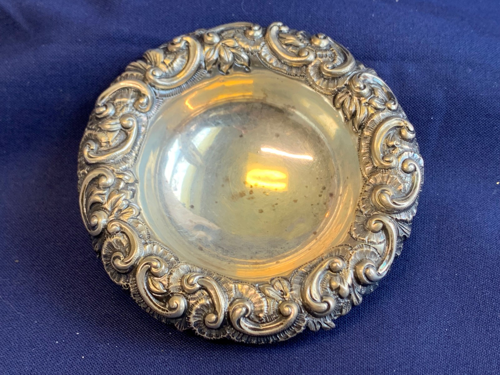 Antique Sterling Silver Condiment Dish Master Salt Cellar 36.66g Floral Repousse