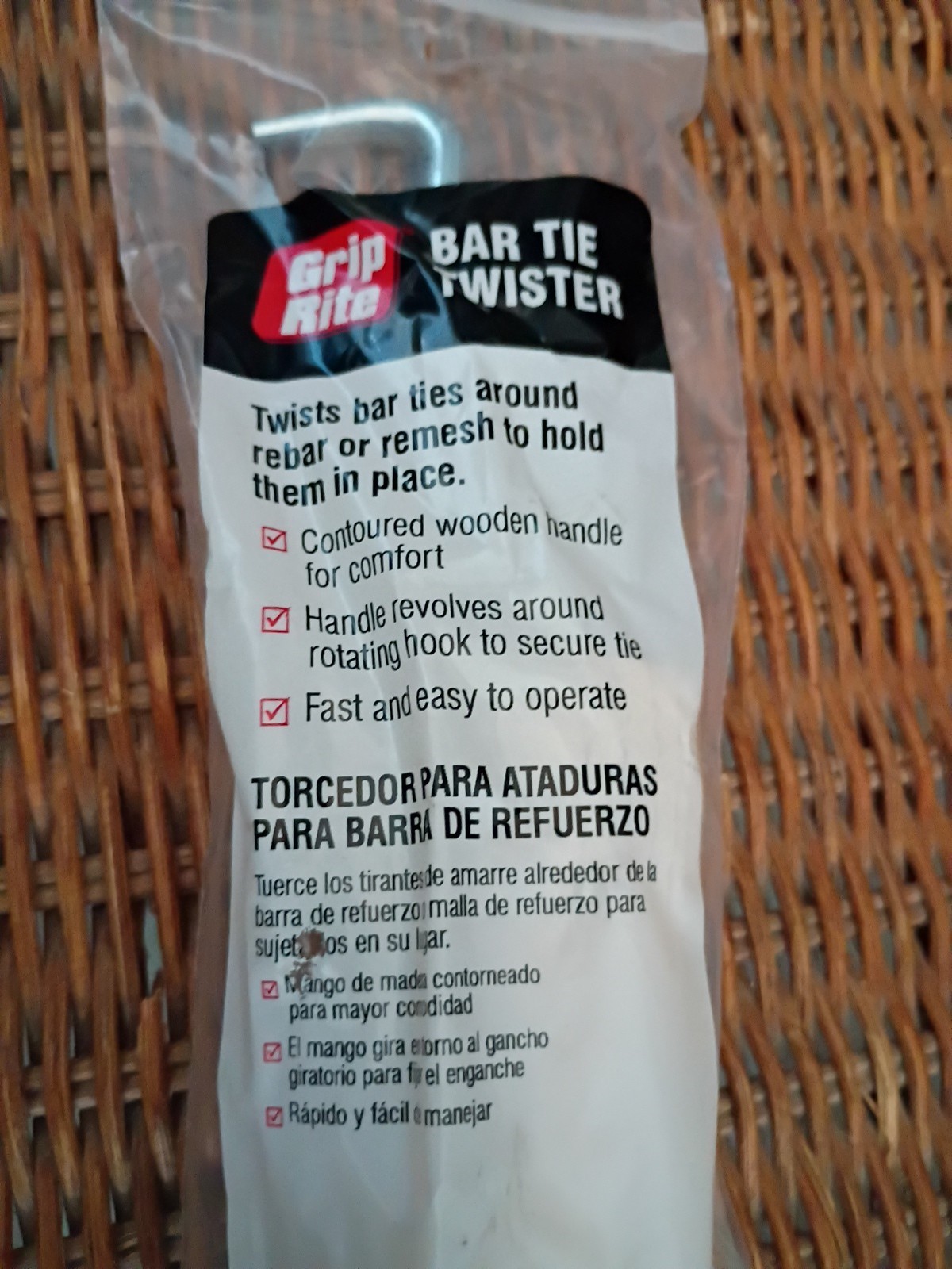 Easy-Grp Wooden Handle Metal Hand Wire Tie Twister Tool