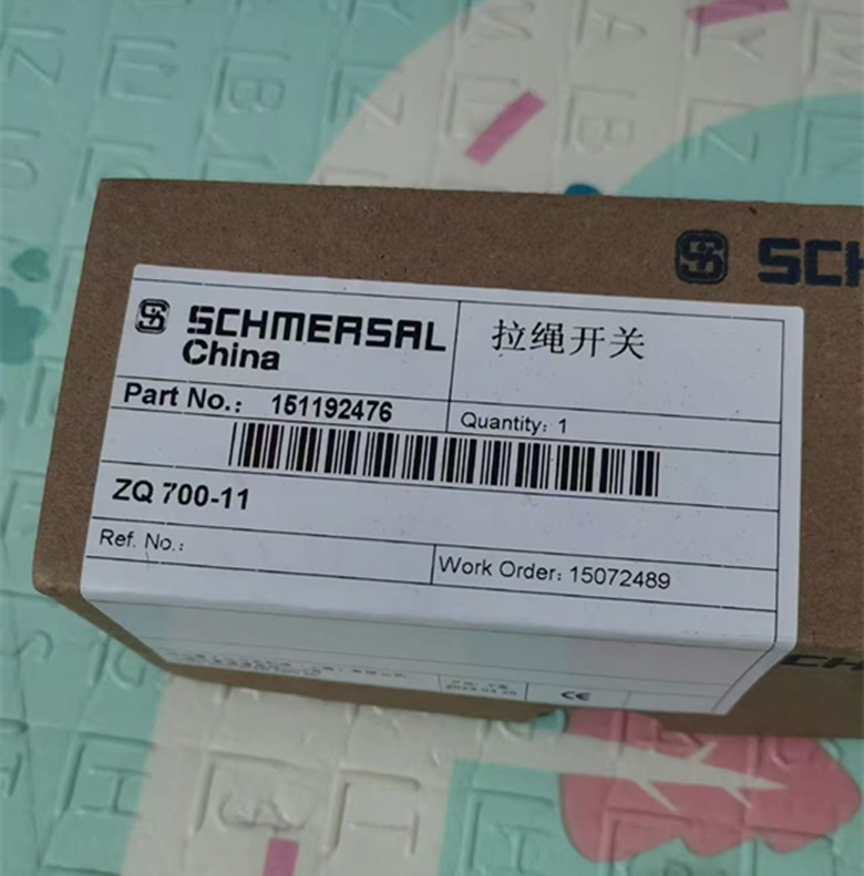 1pcs Schmersal ZQ700-11 Pull rope switch