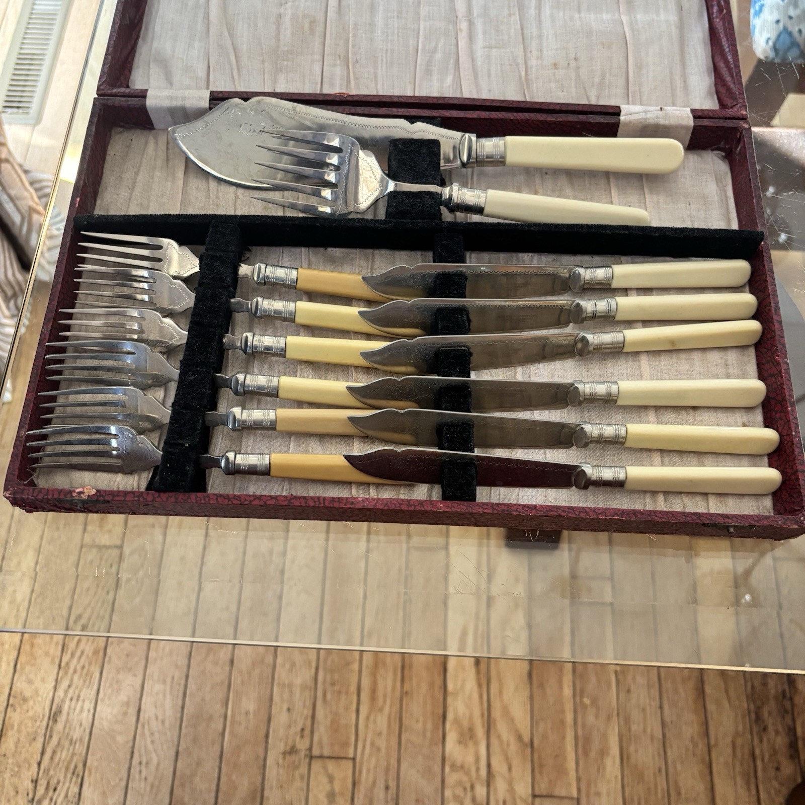 Sheffield Bakelite Stainless Steel 14 Piece Fork Knife Serving Set Original Case