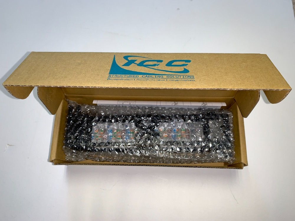 ICC 12 PORT CAT5E VERTICAL PATCH PANEL - ICMPP12V5E