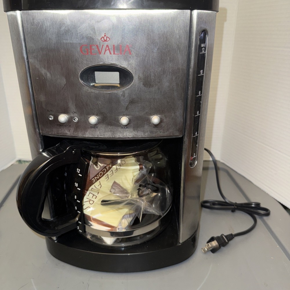 GEVALIA COFFEE MAKER 12 CUP PROGRAMABLE Model XCC-12 STAINLESS/open box