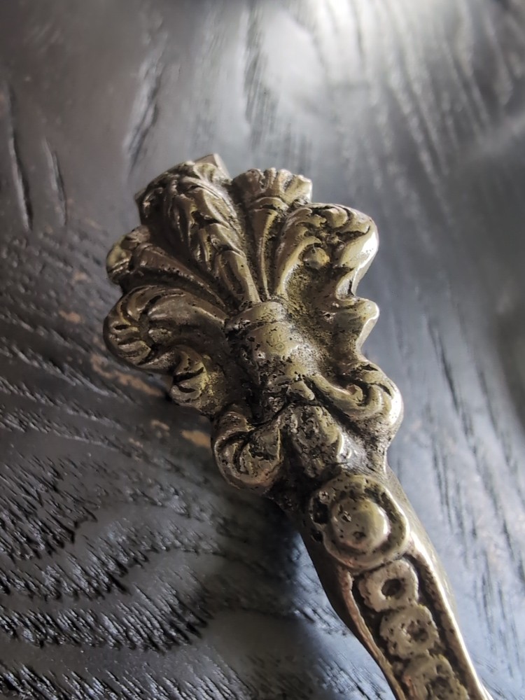 Vintage Ornate Fleur -De- Lys Italian Nut/ Shell Cracker