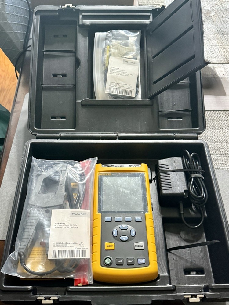 Fluke 43R Power Quality Analyzer Kit