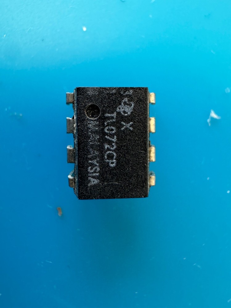 Texas Instruments TI072CP Integrated Circuit