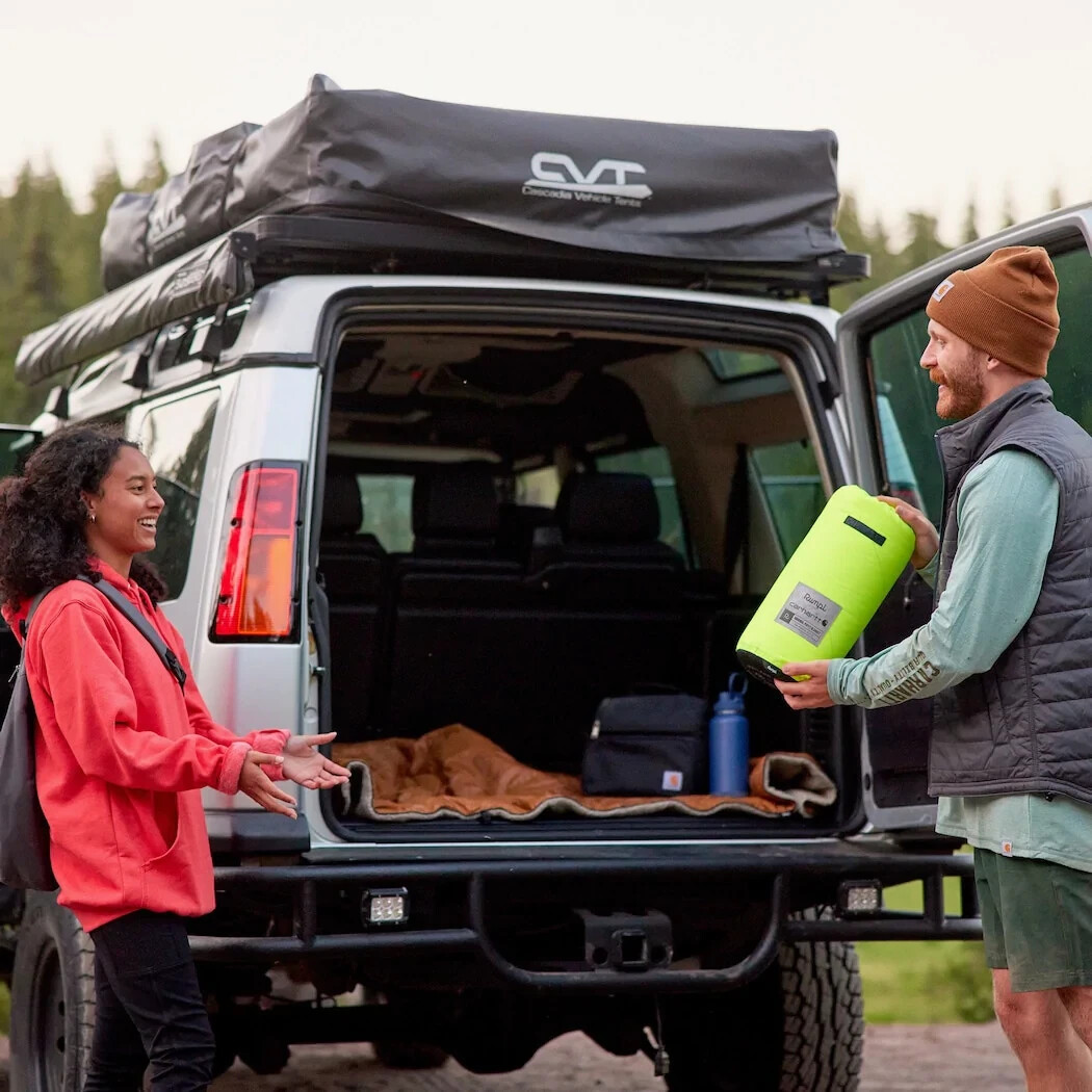 New RUMPL X CARHARTT ORIGINAL PUFFY Black Lime Camping quilted BLANKET 52 X 75