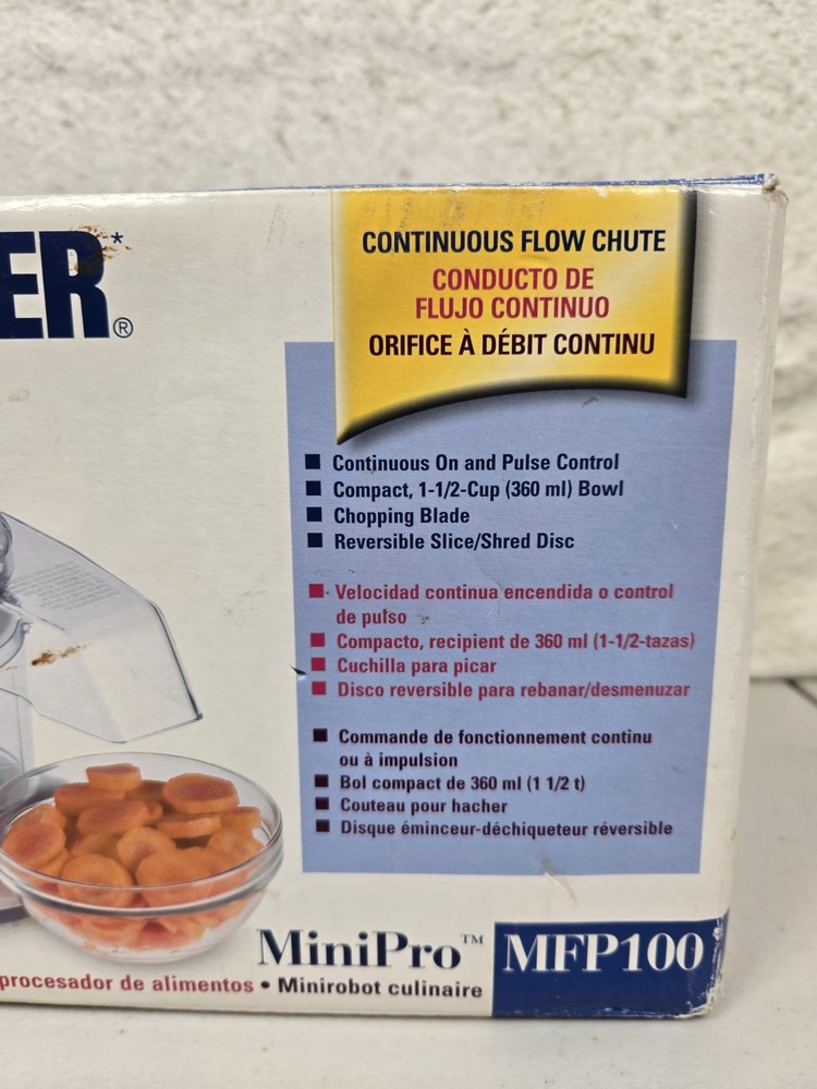 Black & Decker Mini Pro Food Processor MFP100 2000 New Open Box