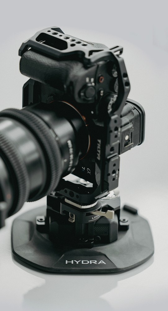 TILTA HDA-ESC Electronic Suction Cup 4.5" Multi-Functional ( Internal Batteries)