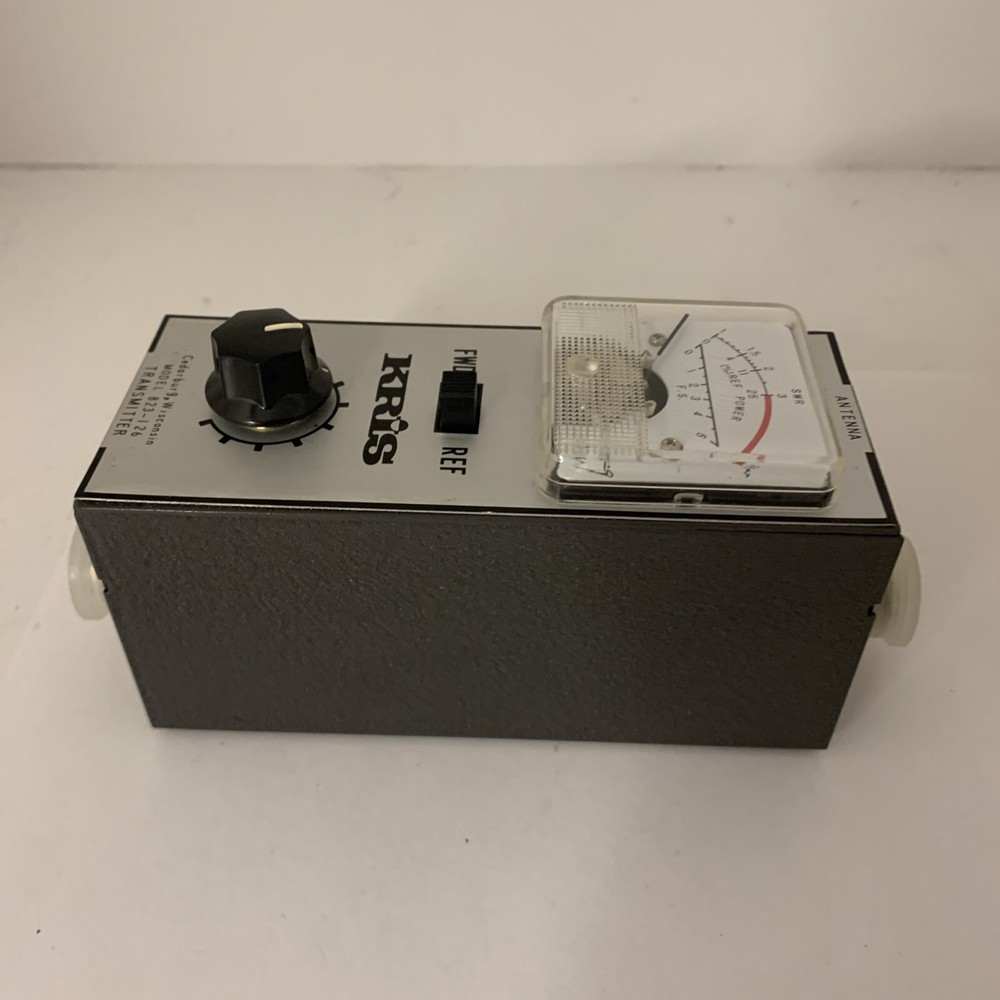 Vintage made in Japan. KRIS, Transmitter Model 823-126 Untested