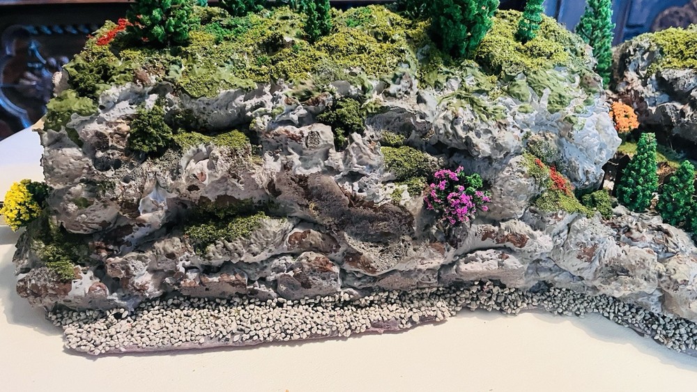 N Scale Mountain Scenery Layout