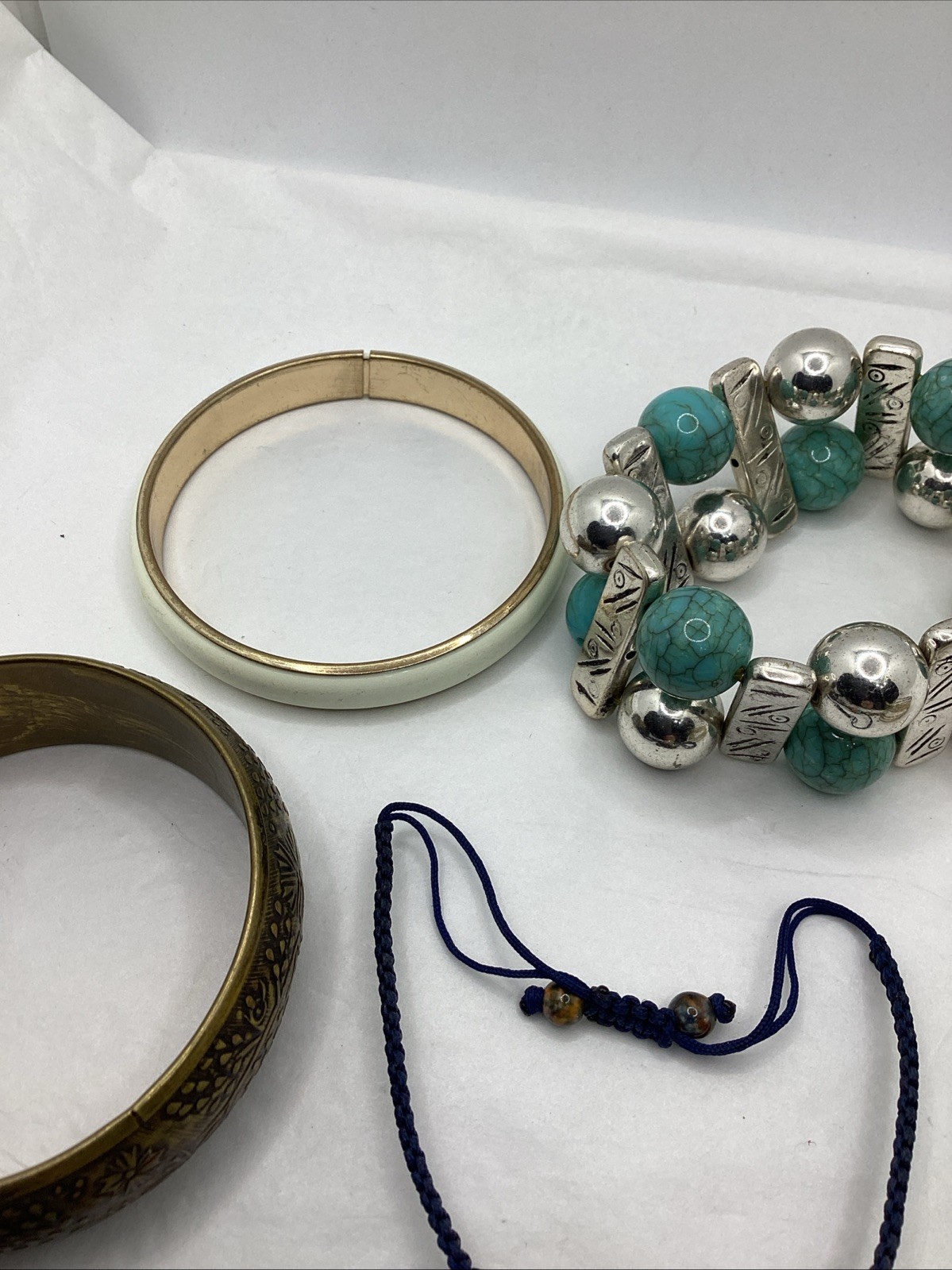 Mixed Lot Of Costume Jewelry Bracelets. 10/21