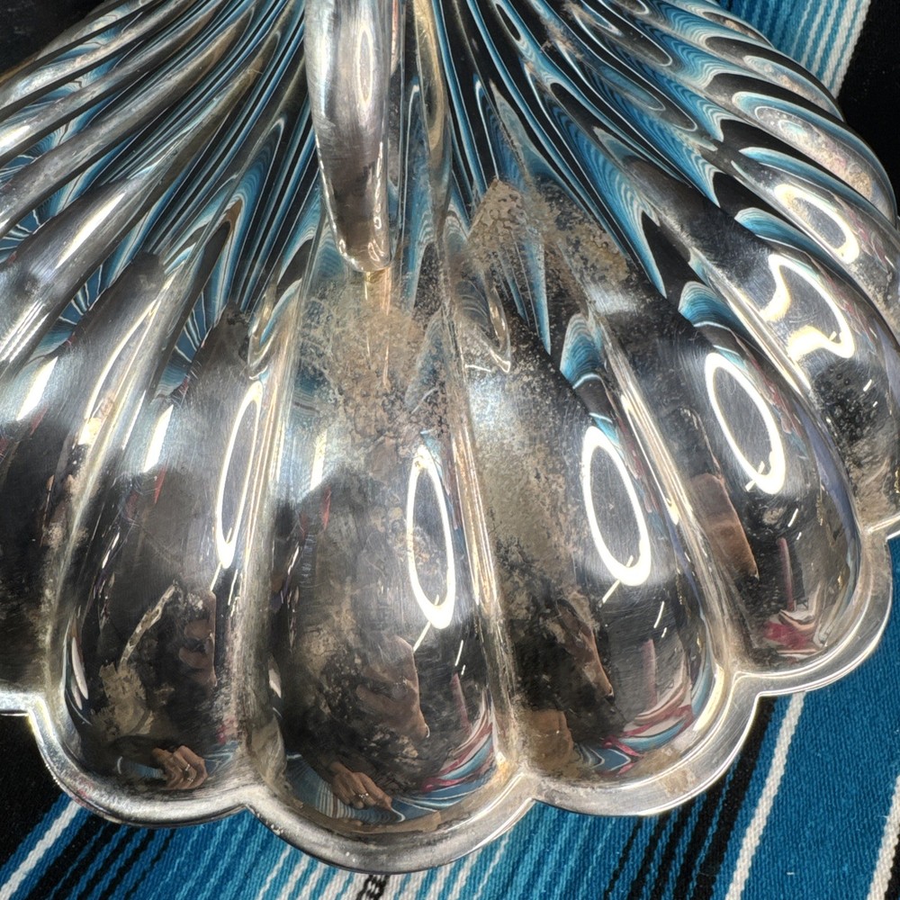 Leonard Silverplate Swan Clam Shell Hinged Server Figural Handle VTG