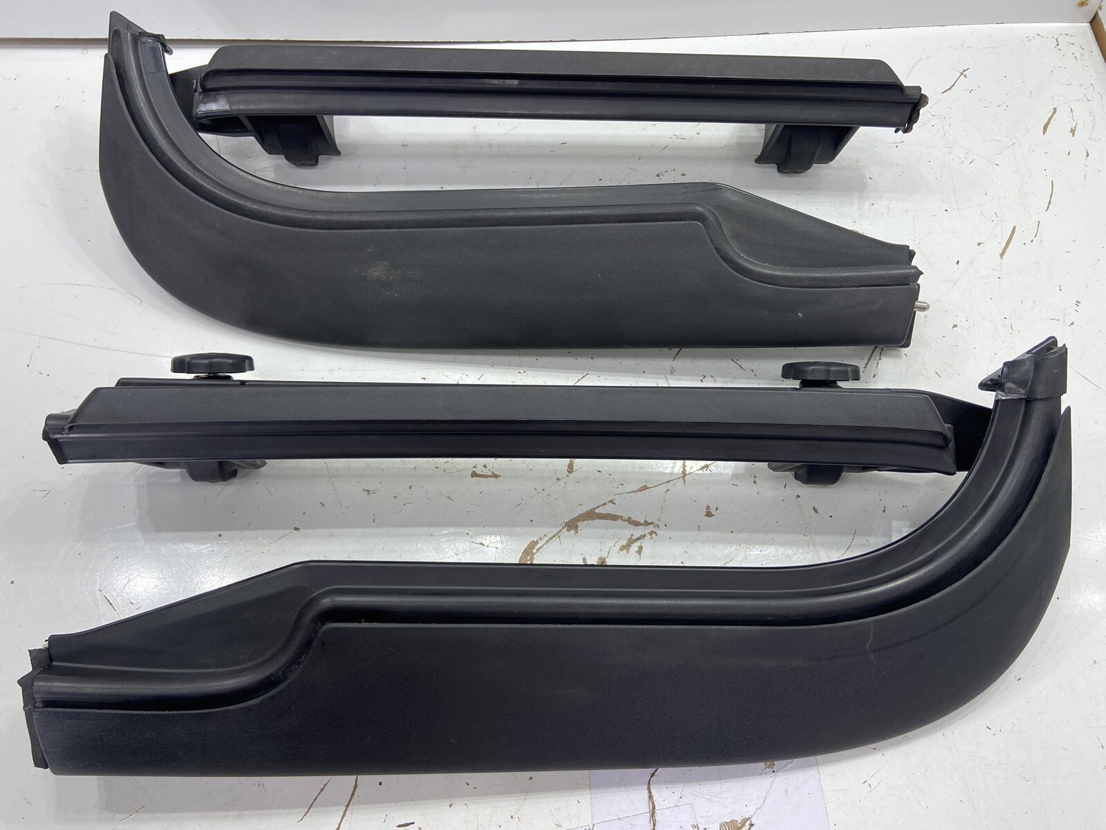 Jeep Wrangler TJ 97-06 Soft Top Door Surrounds Surround Pair Right Left