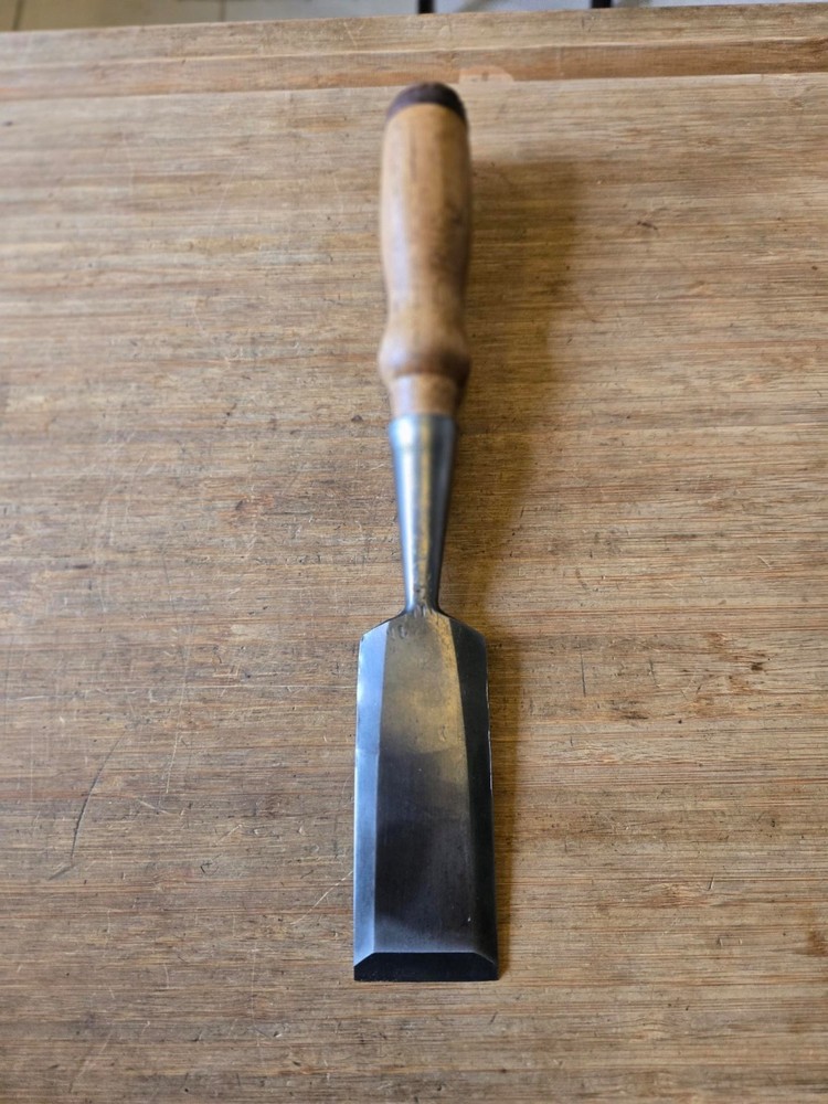 Vintage Stiletto Chisel 1 1/2" Beveled Edge Chisel