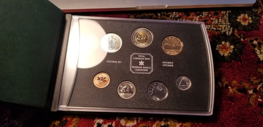 Canada 2000 Specimen Set.