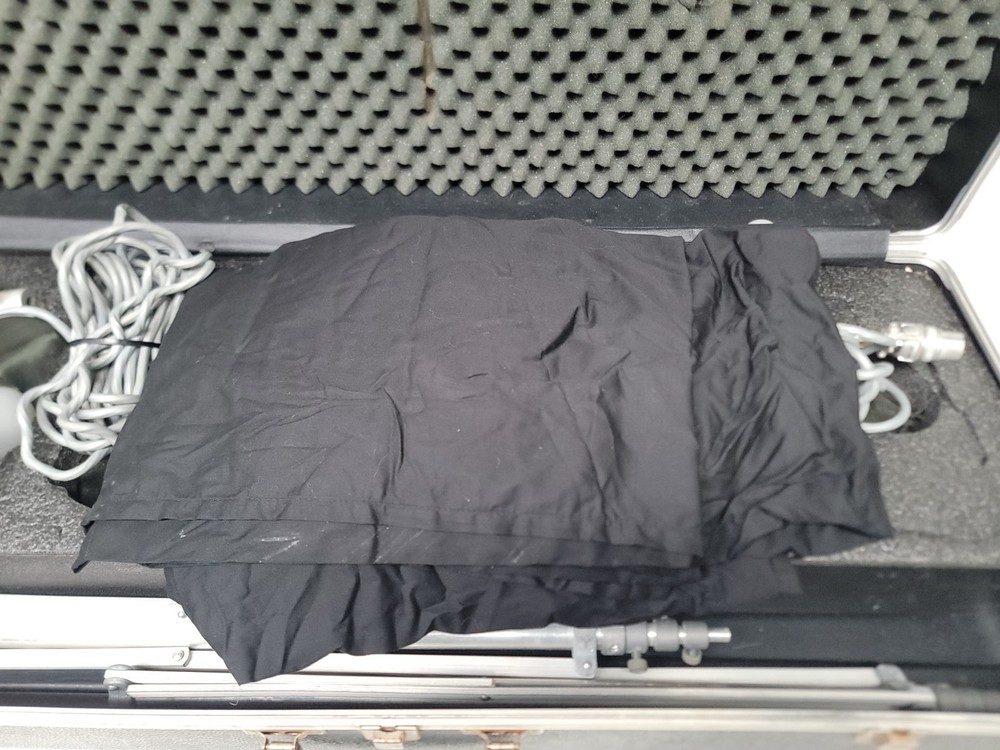 Novatron 550 Lighting Kit in Hard Case