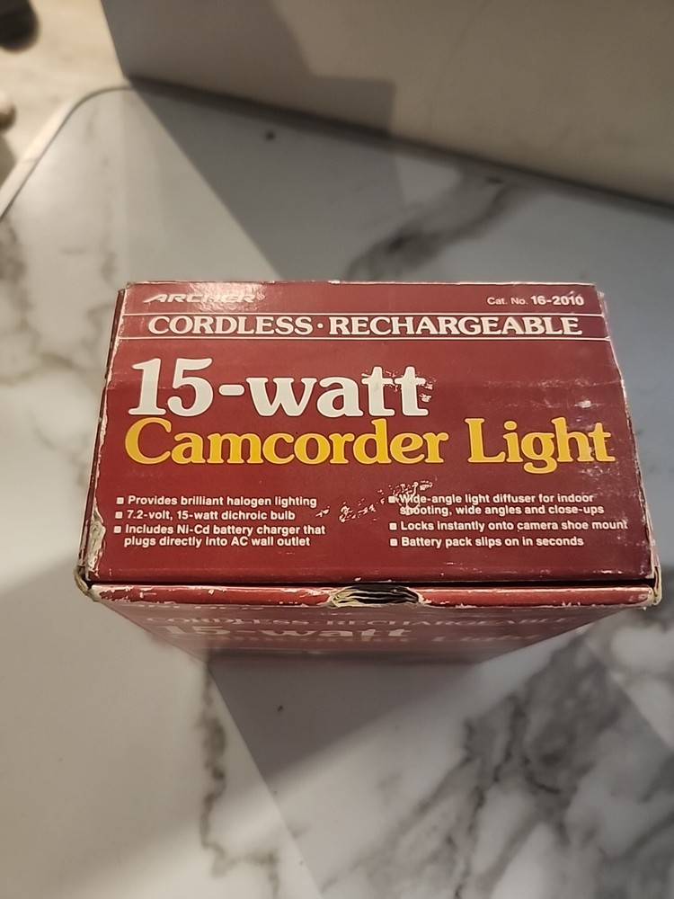 Archer 15 - Watt Camcorder Light, Cordless & Rechargeable