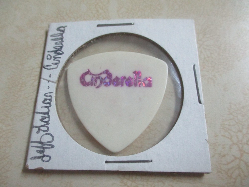 JEFF LABAR (RIP) CINDERELLA AUTHENTIC WHITE/PURPLE GUITAR PICK