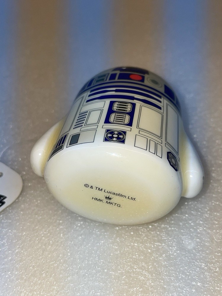 Star Wars R-D figure with chain