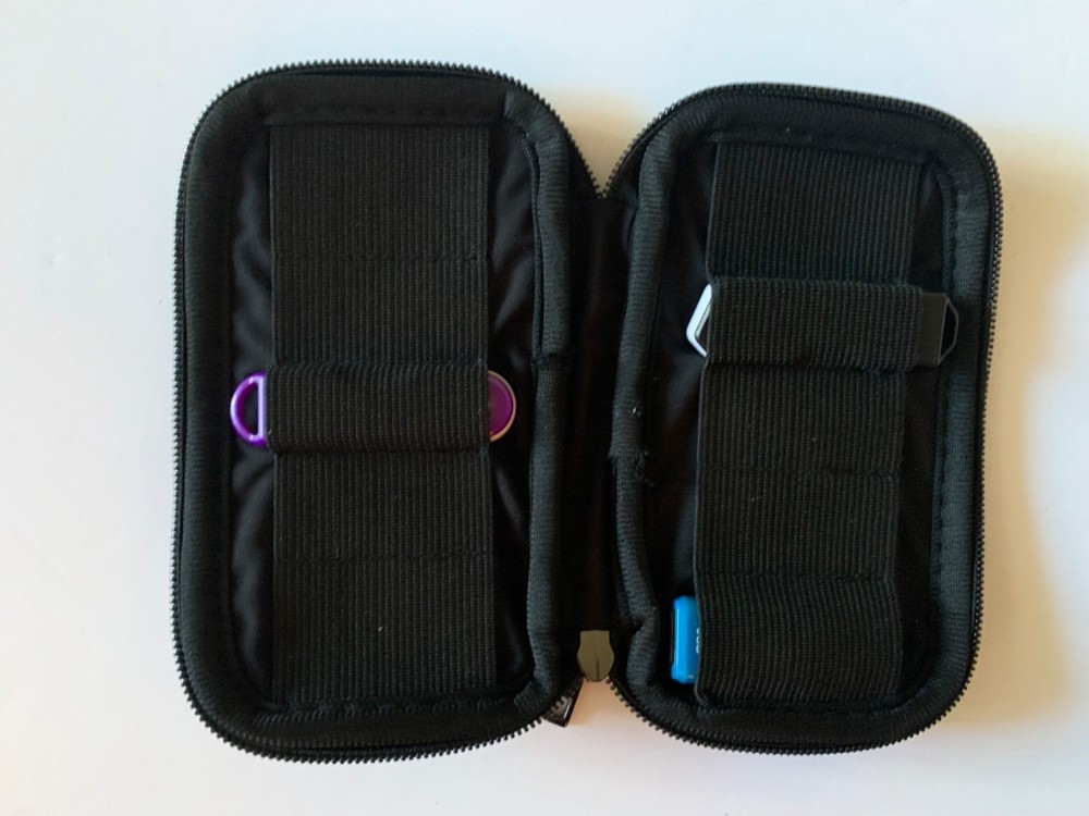 USB flash drive storage case