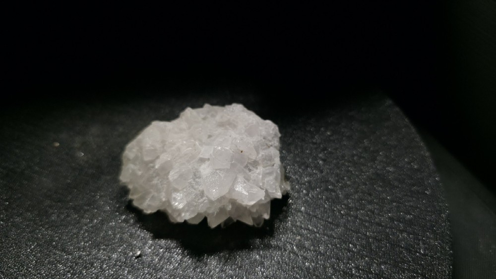 UV Reactive Mangano Calcite With Amathyest