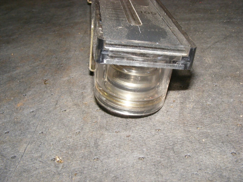 Dwyer RMC 105 S08F Rate Master Flowmeter UNUSED (a60)