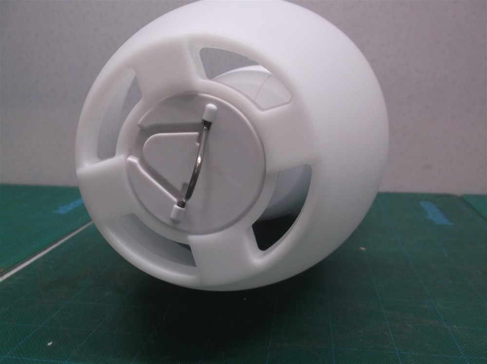 Dual powered color change led light battery/usb