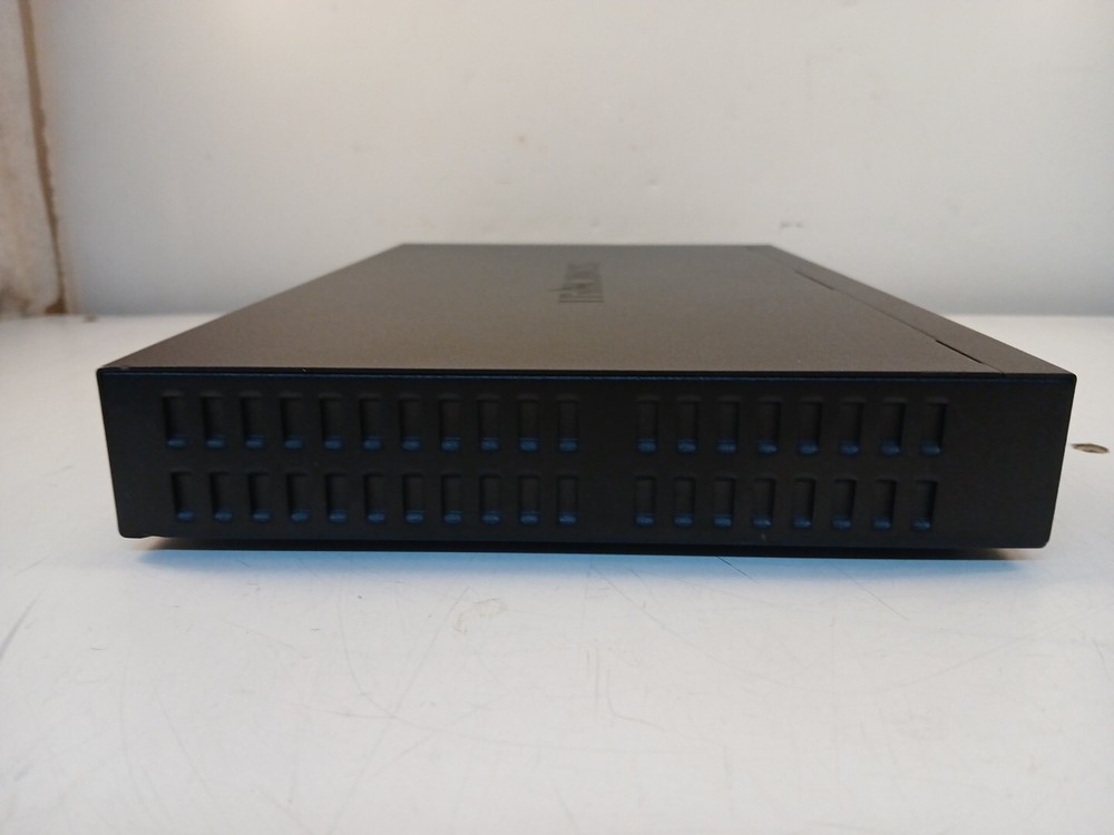 Dell Sonicwall TZ600 Security Appliance Firewall APL30-0B8 *POWERS ON*