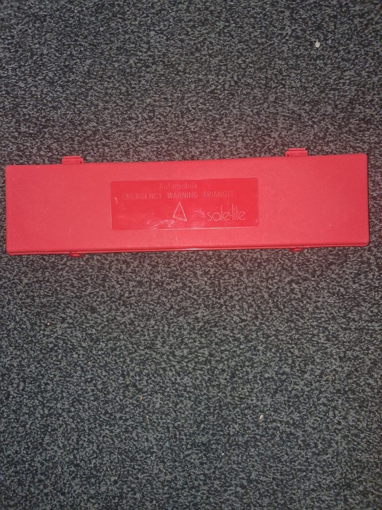 Sate-Lite Auto Safe Safety Triangle