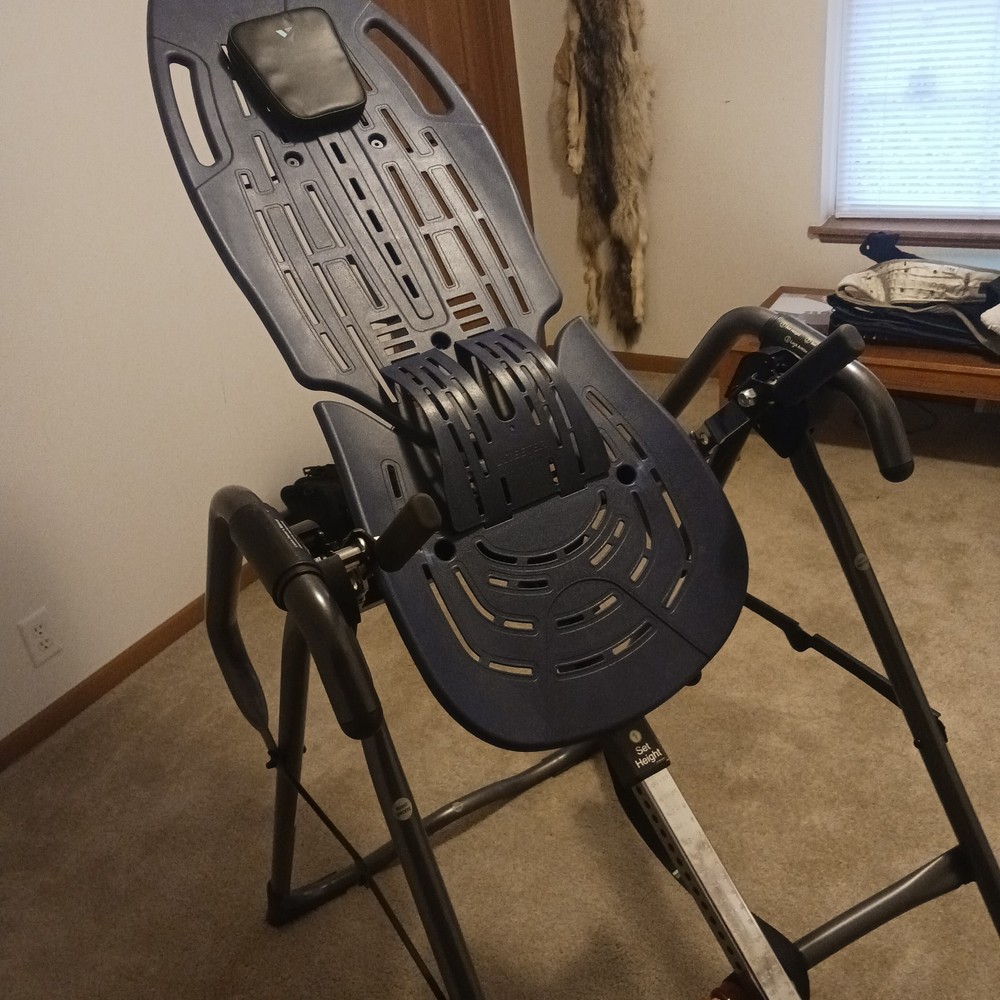 Teeter Inversion Table Adjustable Foldable Padded Blue Black Hand Grips