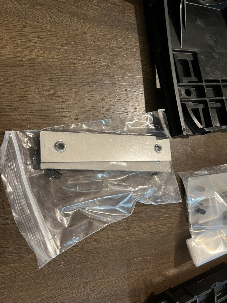 Whelen lightbar Mounting Feet Pair