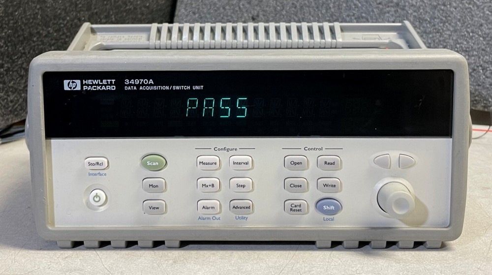 HP 34970A Data Acquisition Data Logger Switch Unit w/ 6.5 Digit DMM