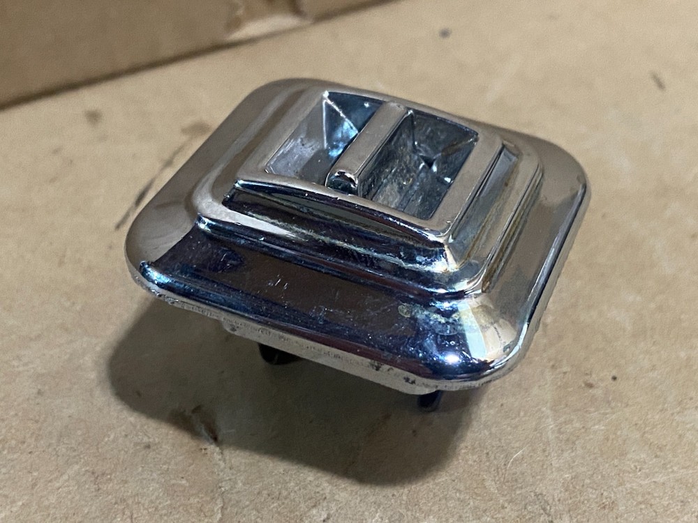 GM 5718363 Power Window Switch -- TESTED & WORKING