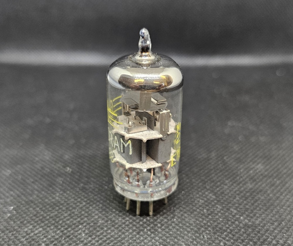 Siemens E7022 / PCC88 Vacuum Tube Tungsram Made in Germany NOS Box