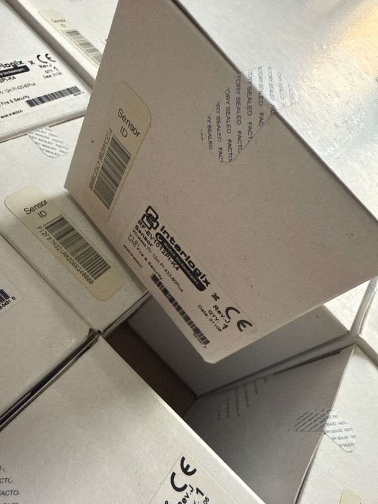 1 pc INTERLOGIX RF-EV1012PI-K4 SENSOR Wireless Pir 12m PI 433-80Plus