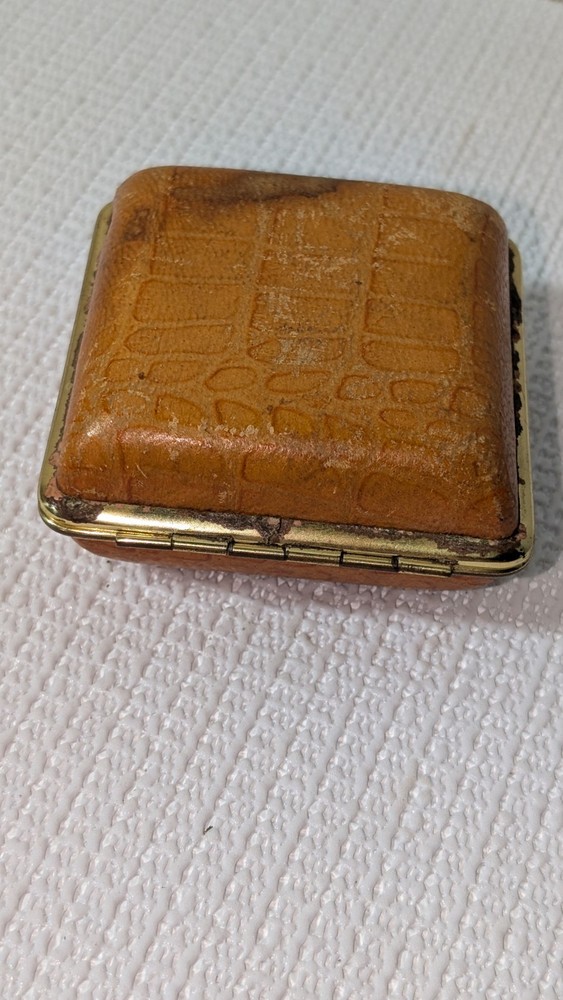 Travel Alarm Clock-vintage