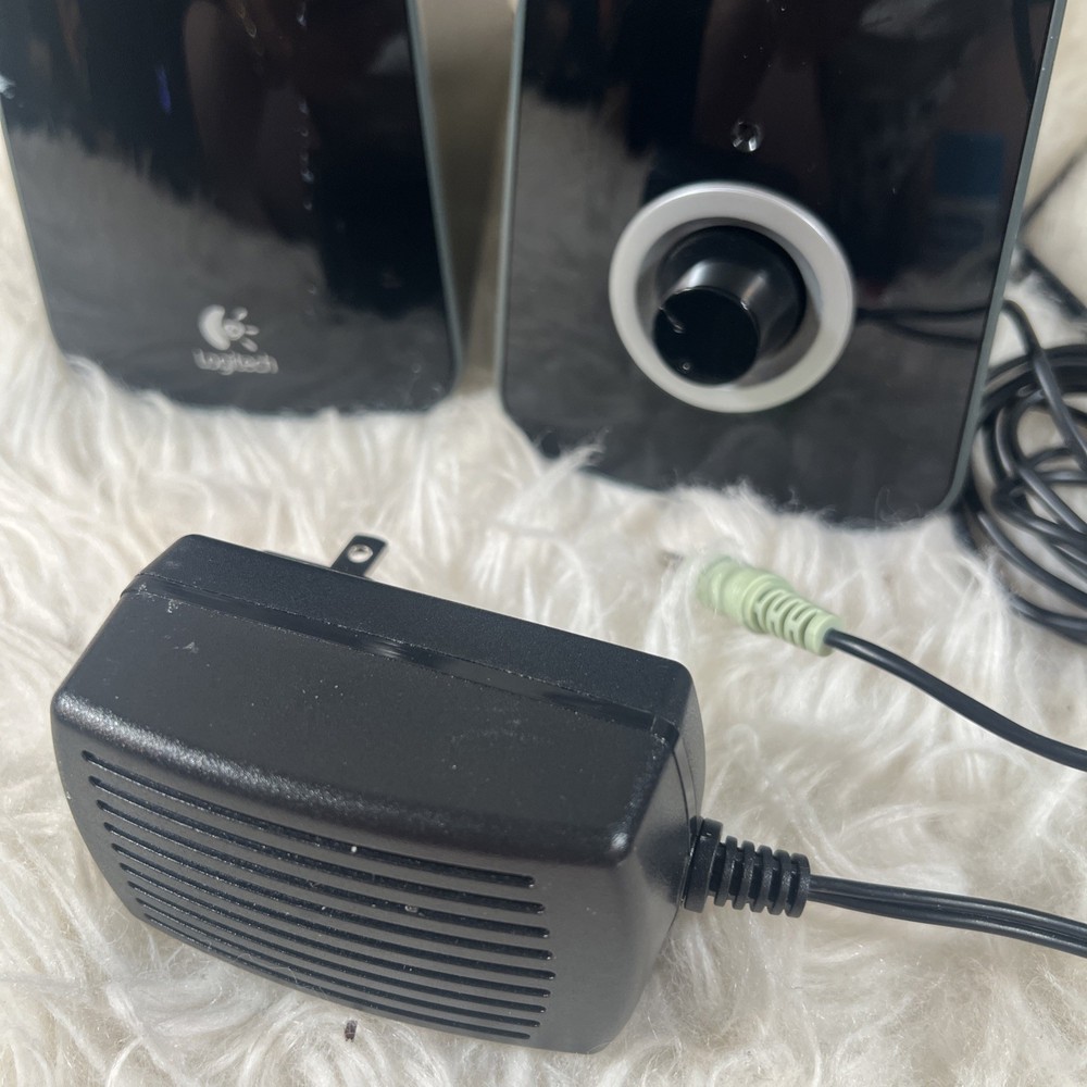 Logitech Z320 Desktop Speaker System Stereo Black/Silver AC Tested Works