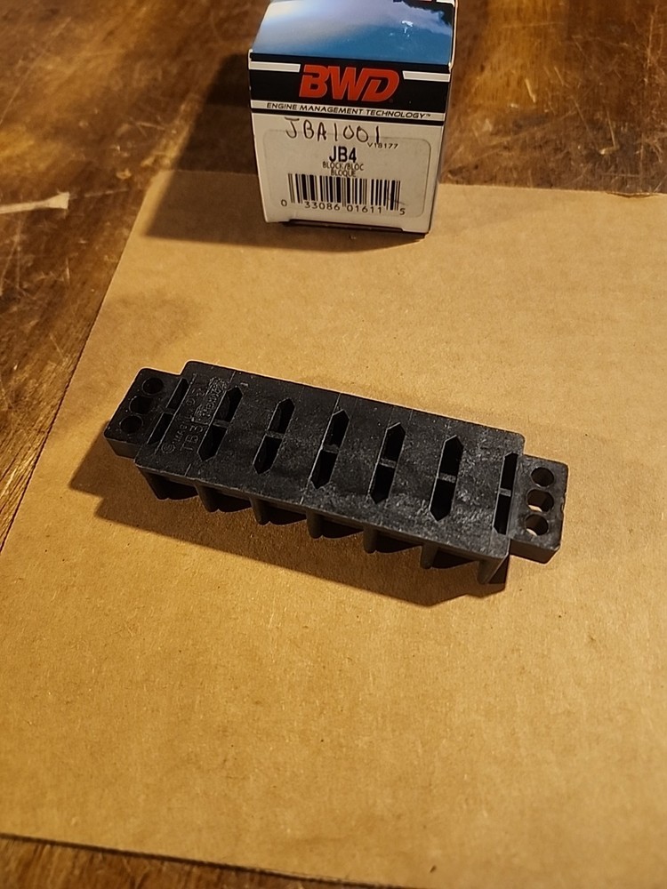 BWD JBA1001 Power Distribution Block