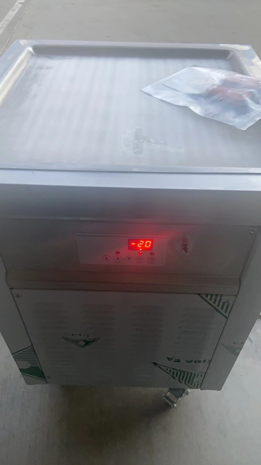 USA Kolice ETL Commercial Roll Ice Cream Machine,21"x21" Square Pan,Auto Defrost