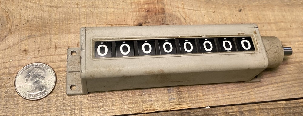 VEEDER-ROOT VISICOUNTER NAVY SURPLUS 1/4 Shaft