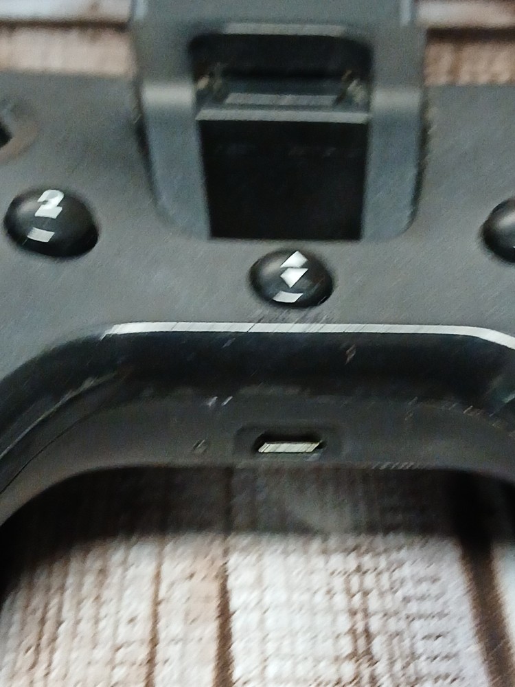 Parrot Flypad Controller for Mambo BeBop Swing Tello – Untested Powers On