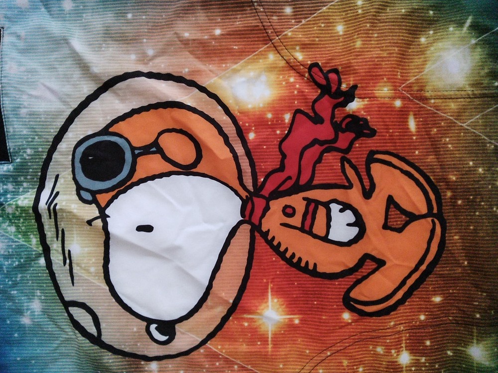 SNOOPY UNIQUE SHIRT . SIZE L