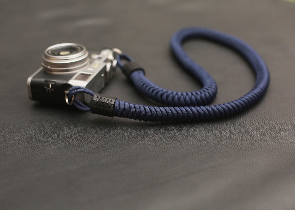 Navy blue hand knitting decompression camera strap