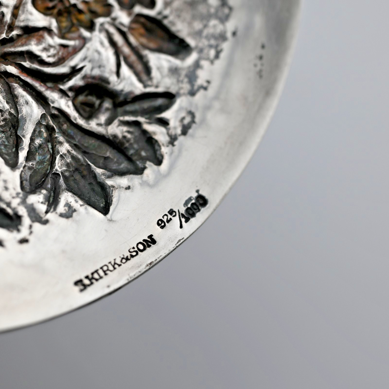 Rare Large Sterling Silver S. Kirk & Son Repousse 4 1/8" Watch Holder 925/1000