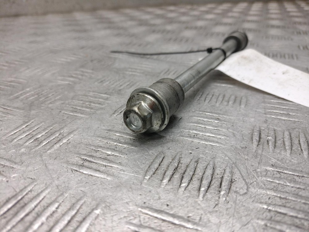 2022 HONDA CBF125 M-M FRONT SPINDLE