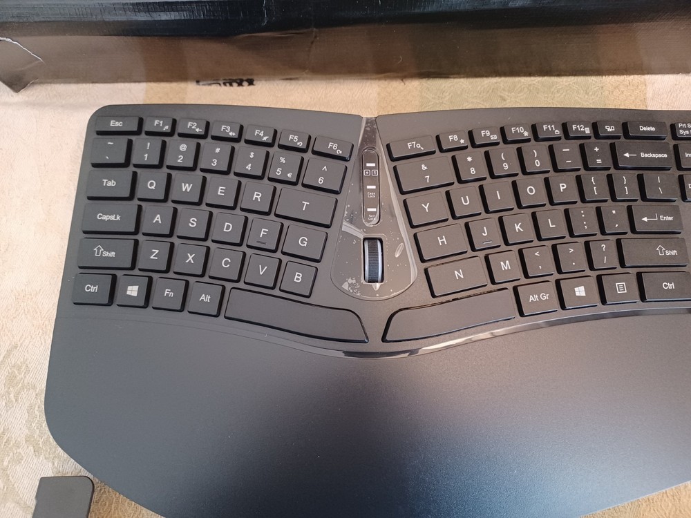 Perixx Periduo-605 Wireless Ergonomic Split Keyboard Vertical Mouse Combo Black