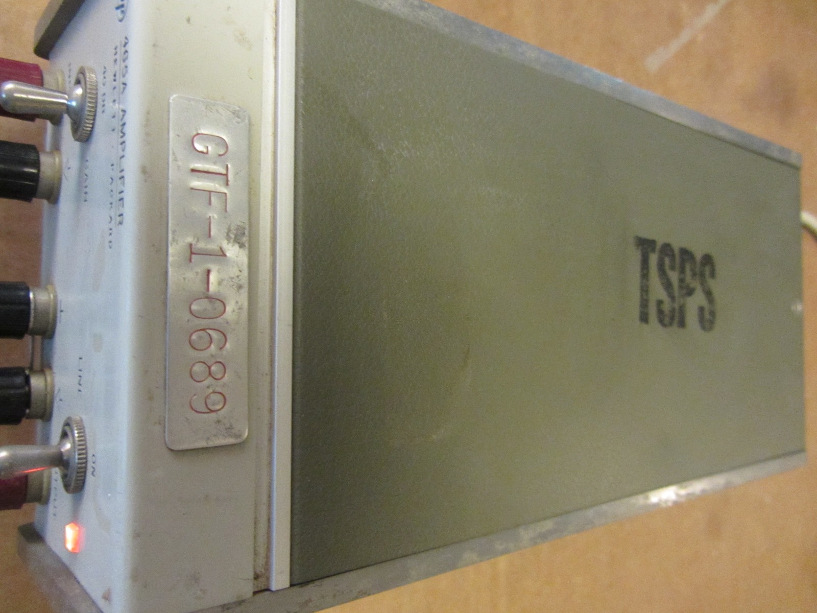 HP465A 5Hz-1Mhz Amplifier