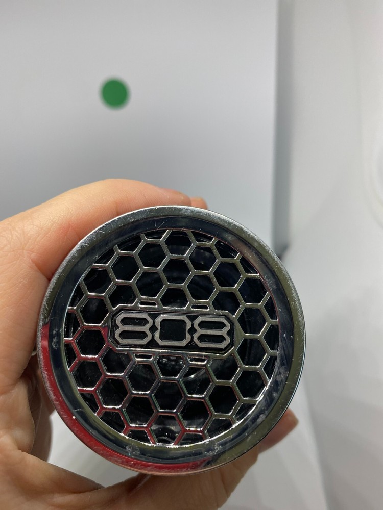 808 Nrg Glo Wireless Bluetooth Speaker The Top Ring Interactively Glows