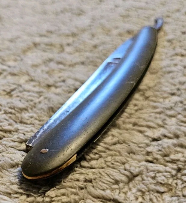 Vintage Straight Edge Razor