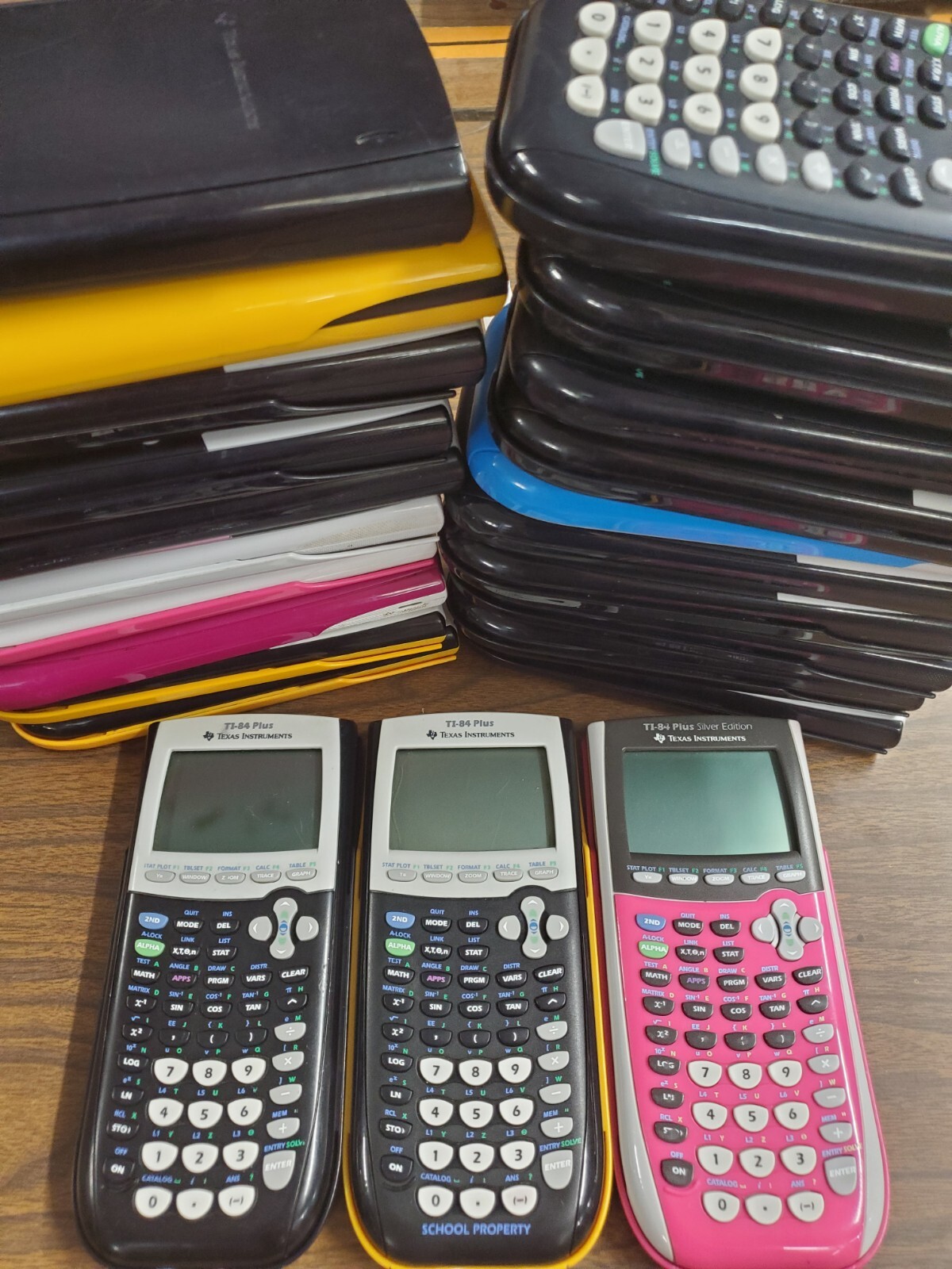 TI-84 Plus Graphing Calculator with Cover and Batteries, Texas Instruments